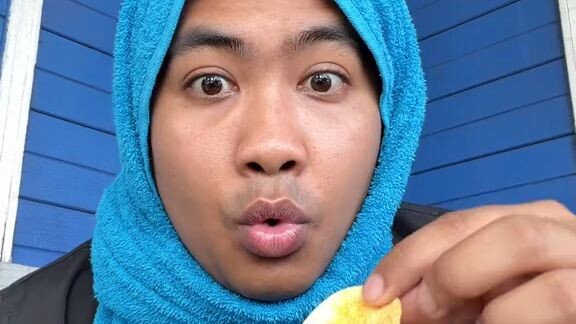 POV : orang normal makan jajan