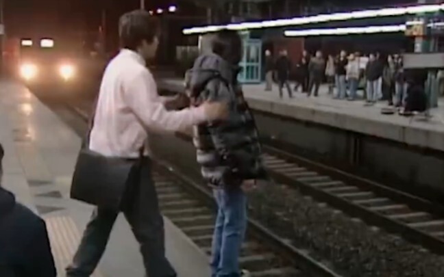 ฉากเด็ดจาก “แฟนสาวเถื่อน” ที่นึกว่าถ่ายผิดจังหวะ แต่กลับเป็น “ของจริง” #จอนจีฮยอน