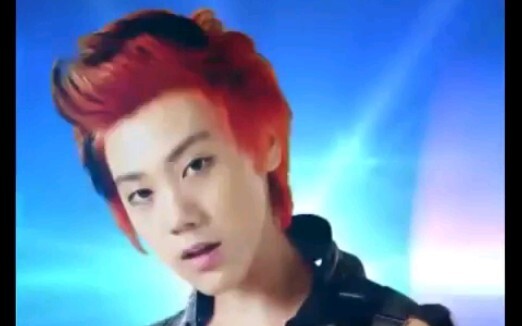 【لي يونغ تشين TEN】جرس دينغ دونغ من فترة TNT الخاصة بلي يونغ تشين