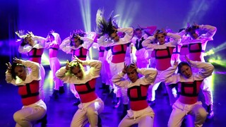 Đoàn múa hàng đầu New Zealand, Đại học Hoàng gia, đã mang đến một màn trình diễn tuyệt vời! Battle i