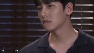 ji changwook reaction of many kisses  Suspicious Partner behind the scenes 🤣😅   video not mine