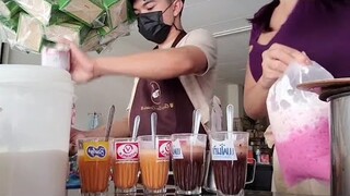 ออเดอร์มาเรื่อยๆกาแฟถุงกระดาษขายดีทุกวันเมนูไหนหอมเข้มอร่อยชื่นใจค่ะ👍