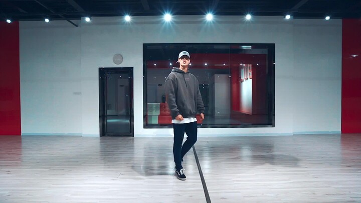 [ครูแทน] โชว์ลีลาเด็ด! ท่าเต้นฮิปฮอปสุดแซ่บ "ฟาโช"