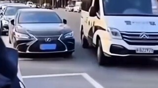 يجب أن تفكر مليًا قبل اتخاذ أي قرار في المستقبل.