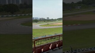 OMG WYB DRIFTED AROUND THE CORNER 😳💚That's cool man#wangyibo #wangyibo王一博 #yibo85 #carracing #yibo