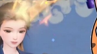 Sister Tong looks like she has road rage when playing cards. She was beaten in Landlords and turned 