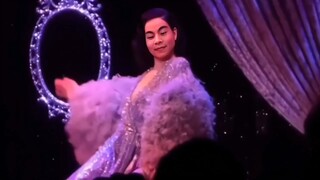 Zhou Yinting Crazy Horse Show