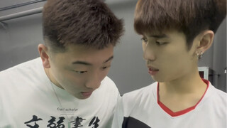 Actually, backhand sliding shots are quite difficult.