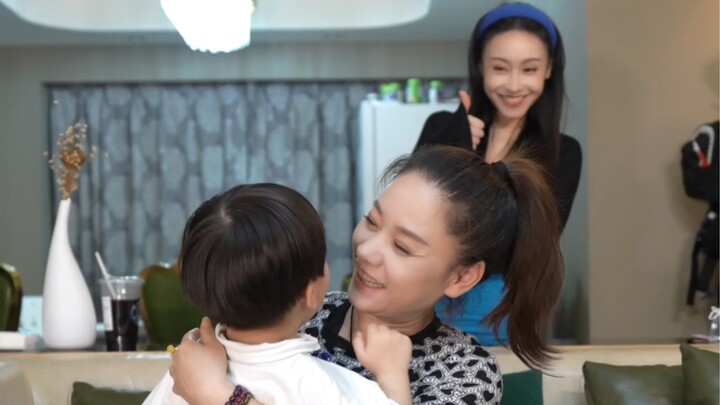 The difference between new mothers and experienced mothers!