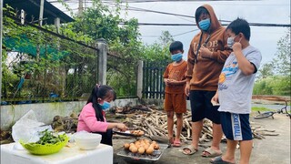 Cả xóm tranh nhau mua món trứng gà nướng siêu rẻ của Nàng Út Ống Tre || Trứng gà nướng