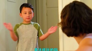 男人发明了一台声控装置，却意外触发了空间密码，短片声控。
