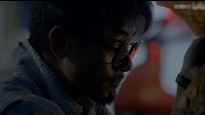 [Film Siku] "Jalan Berdarah" Episode 5: Wang Jiamei Ditabrak Pria Berkacamata, Ding Zicong Menghidup