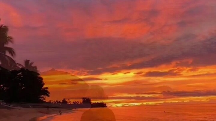 这次的黄昏真的是爱了，快把烦恼藏进夕阳里吧~让我们飞出迪拜~哦上帝~伞绳又缠在了一起！！