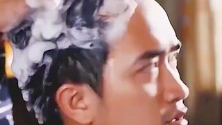 สิบห้าปีต่อมาเมื่อเสียงเพลงดังขึ้น มันก็นำเอาความทรงจำวัยเยาว์ในยุค 80 และ 90 กลับมา