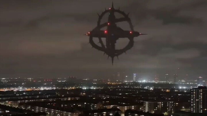Something like a Scary object in the whole sky 👽🛸#UFO #UFOSighting #UAP #Alien #UFOSignal