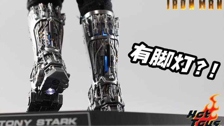 Cuối cùng tôi cũng mua được Hot Toys Người Sắt có đèn chiếu sáng! [Đánh giá Tao Ge]