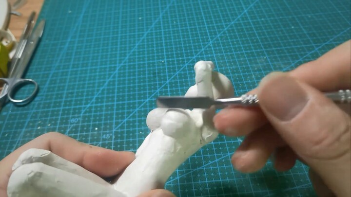 [Azur Lane] The figure company is too lame. The up master decided to make the 1/8 figure prototype o