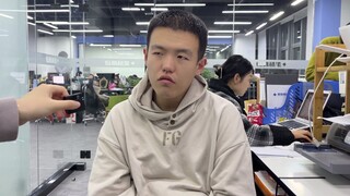 《关于同事蹭午饭这件事》