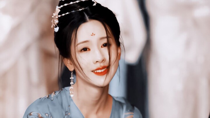 “顶着这样一张无辜的脸杀人，才有意思”真正的恶女啊，攻的是心【陈都灵|秋月】