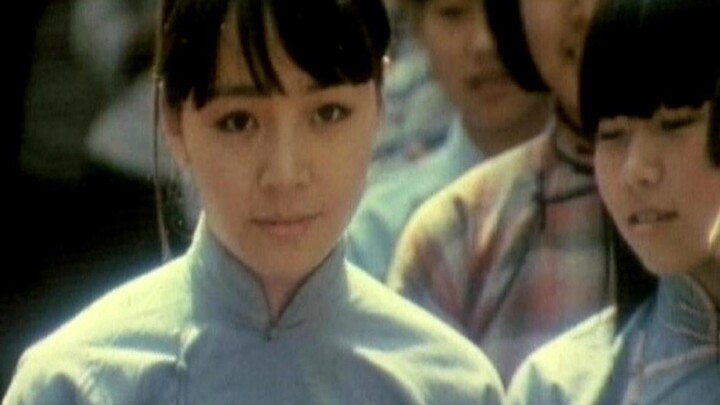 “Nguyệt Nha Nhi” của Lão Xá miêu tả gái mại dâm chui: bà lão một nửa giang sơn Tống Đan Đan, thời tr