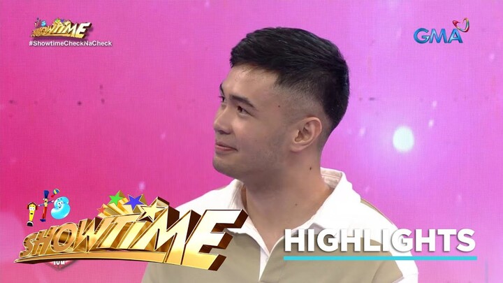 It's Showtime: Binata, na-miss ang yakap at lambing ng EX?! (EXpecially For You)