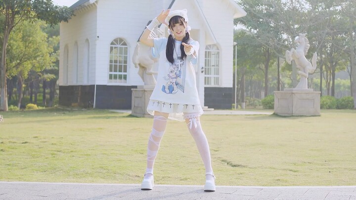 Everyone I point to will become rich! 超絶かわいい❤Please give me more advice in the new year【YiYo☆】