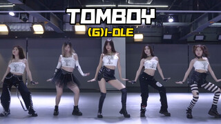 喜欢长腿坏姐姐吗？Tomboy超带感翻跳！
