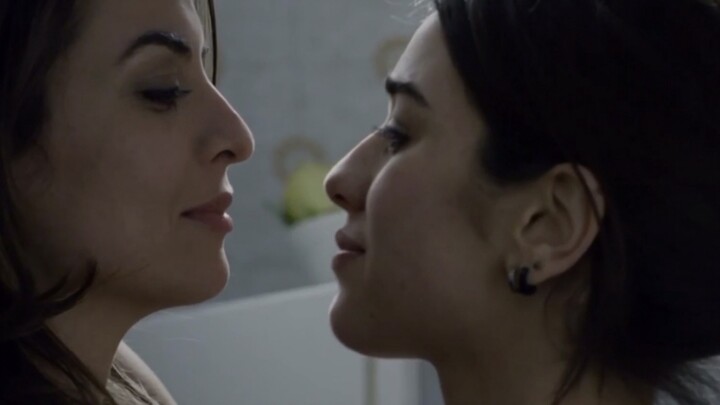 [I Bastardi Di Pizzofalcone] A Video Clip Of Alex And Rosaria
