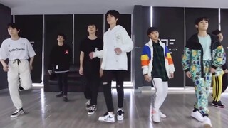 [ครอบครัว TF สามรุ่น] พี่ปืน: วันนี้ขอให้ฉันระเบิดทั้งที่เลย!