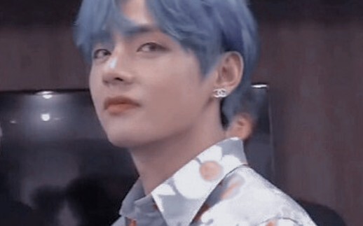 [BTS-V] I'd go to Korea to bring him back as a husband if I could!