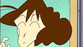 Quả dâu tây của Shin-chan đã bị Mei-ya ăn mất và vỡ tan ngay tại chỗ