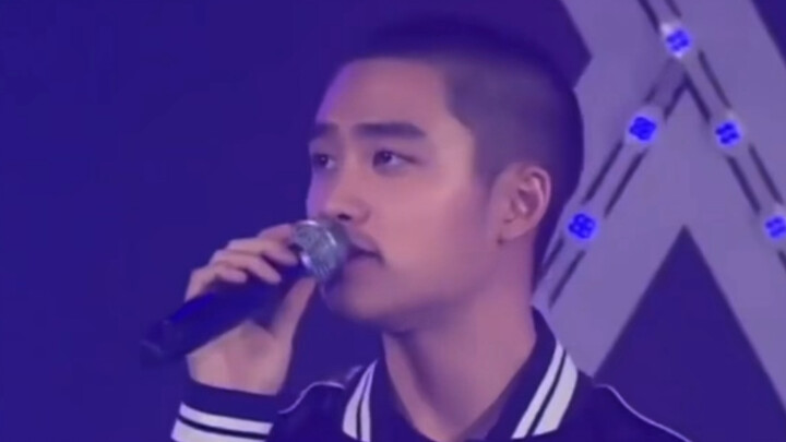 Jangan panggil dia ‘potongan cepak’ lagi, dia vokalis utama EXO, namanya Do Kyung-soo alias D.O. 😂😂😂