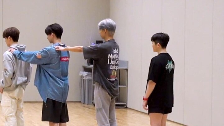 SEVENTEEN _WORLD Rehearsal Room Live Focus Wen Junhui JUN
