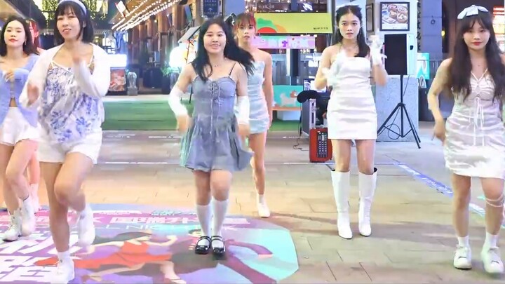 【TWICE】Foshan Fentu is amazing! There is such a complete dance group! "Fancy" road show Korean dance