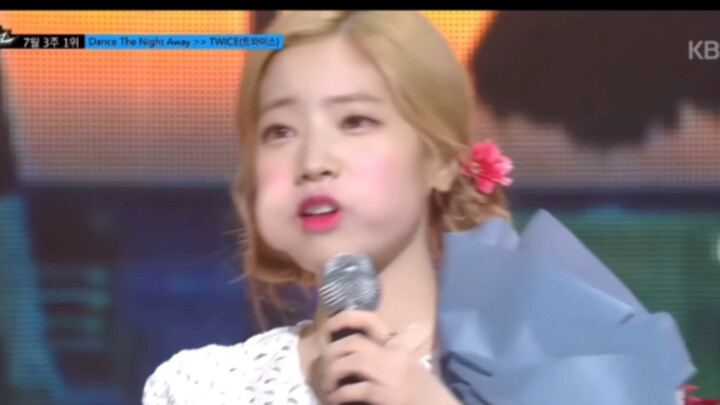 Cảnh tượng nổi tiếng của TWICE