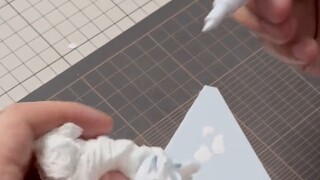 Bút dạ trắng của Ray có tốt không? Hãy để tôi vẽ nó và cho mọi người xem!