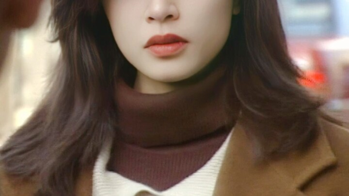 Ya ampun… Aku benar-benar ngerti kenapa banyak orang bilang dia lebih cantik sebelum pipinya chubby!