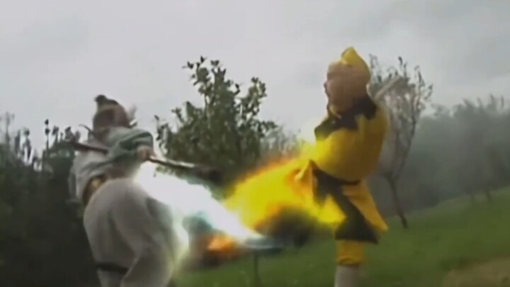 Cầu tiên xin quẻ chi bằng tự mình làm chủ, niệm Phật tụng kinh chi bằng bản lĩnh vững vàng.