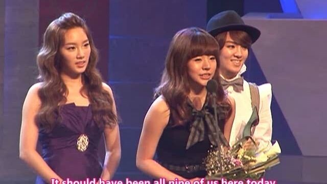 [SoShi Subs] KBS2 News Time Korean PD Awards - SNSD Cut [02.24.10]