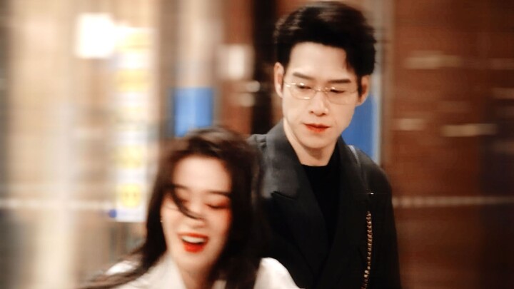 Outrageous—everyone online is amazed by his acting! The crazy, possessive older brother? Wei Daxun a