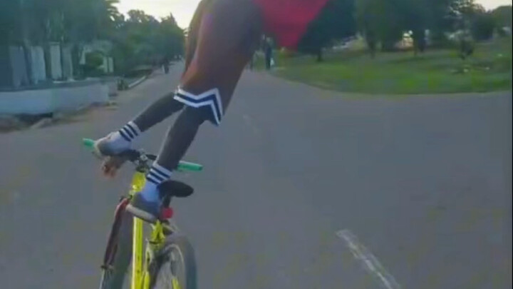 الأشخاص الذين يمارسون التزلج على الجليد والتزلج بالألواح وركوب الأمواج أصبحوا جميعًا صامتين