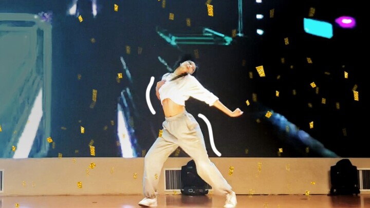 The lap dance is so explosive!!! Come and see the high school girls' party performance