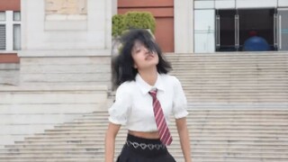 【Sekolah Menengah No. 1 Fuzhou】 Fu Zhang Yuanying melamar untuk tampil dalam intro pertunjukan dance