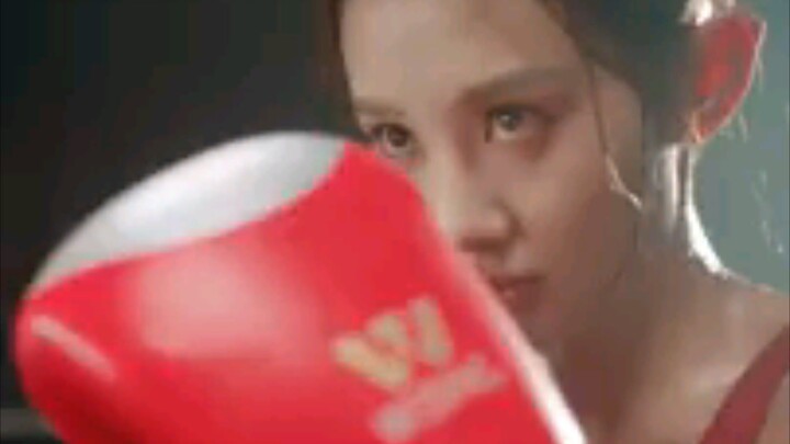 85. A super-strong boxer girl time-travels as a princess, knocks out cheaters, and marries a prince!