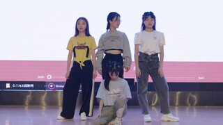 aespa تظهر بشكل مفاجئ في مدرسة ثانوية بشيانغ! لم أكن أتوقع أن أرى next level تؤدي أغانيها في عام 202