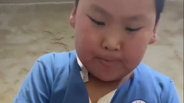 Hôm nay mình làm mì trứng cà chua cho bố ăn!
