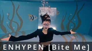 ENHYPEN [عضني] قفز تحت الماء رقص تحت الماء