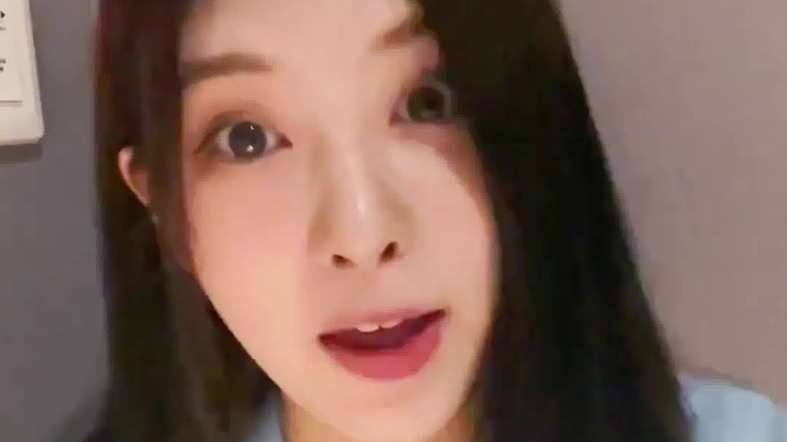 【BAE Bùi Chân Suất】Nhìn là biết ngay bé rất trầm tĩnh, hướng nội đấy!