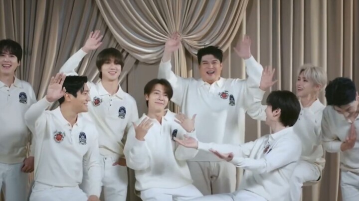 <He Hai> Suasana yang terasa akrab ini, awalnya kukira cuplikan dua tahun lalu baru saja diperbarui 