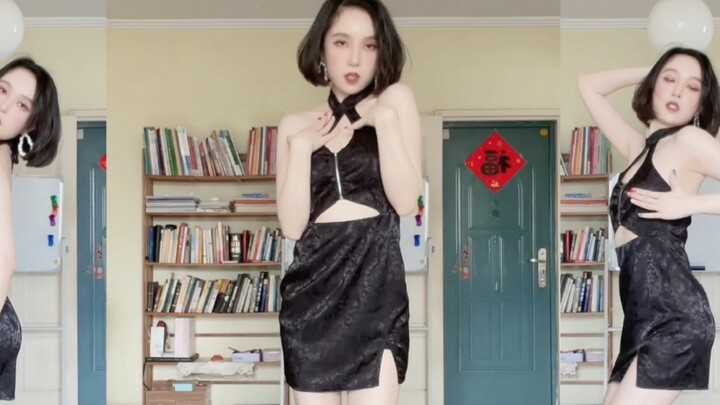 Wearing high heels and singing "I like that" in the living room [sistar]